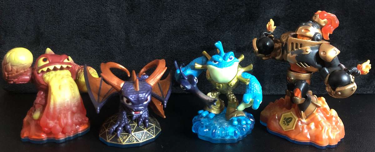 Skylanders: Swap Force Figure + Game Bundle - Nintendo Wii U