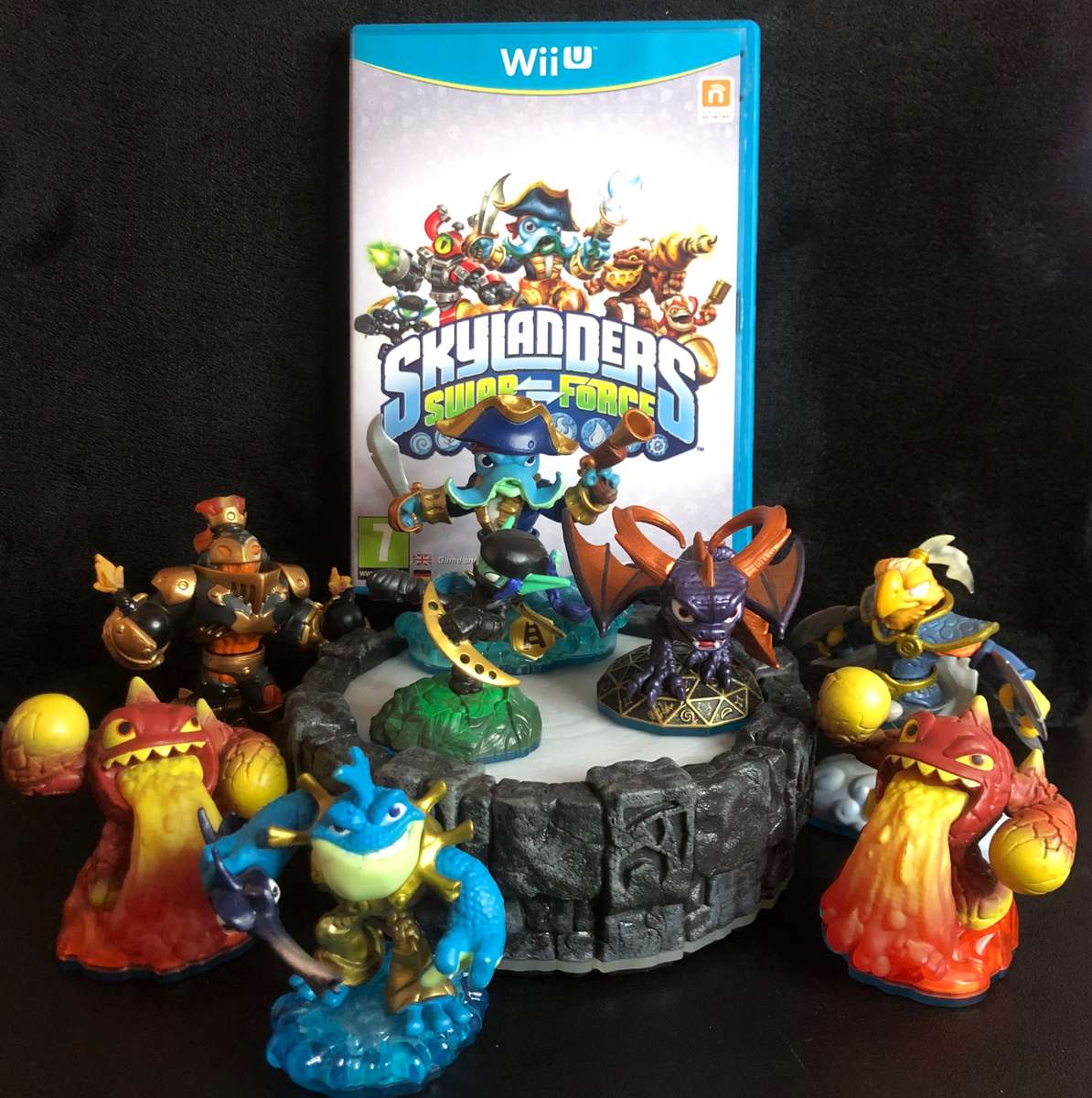 Skylanders: Swap Force Figure + Game Bundle - Nintendo Wii U