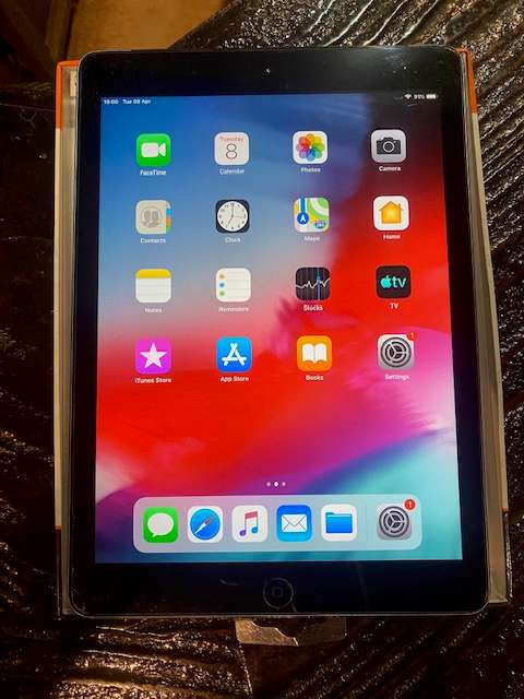 Apple iPad Air 16GB 4G + WiFi Space Grey