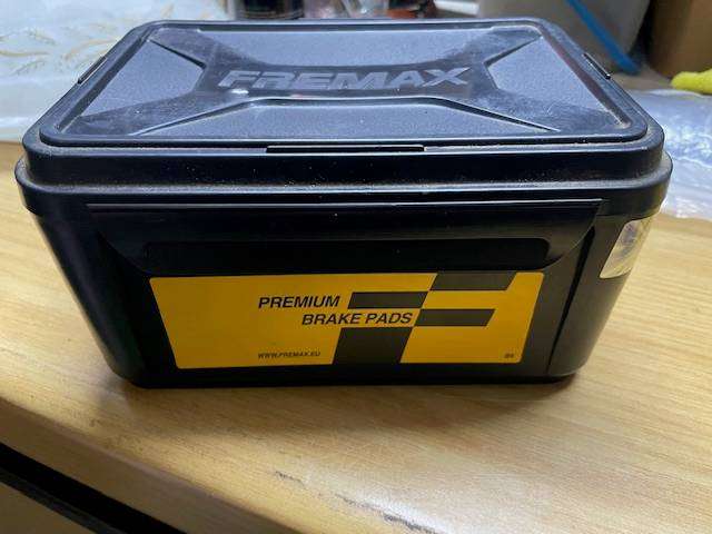 ***VW & Audi Front & Rear brake pads sets*** Golf 5/6, Audi A3 etc