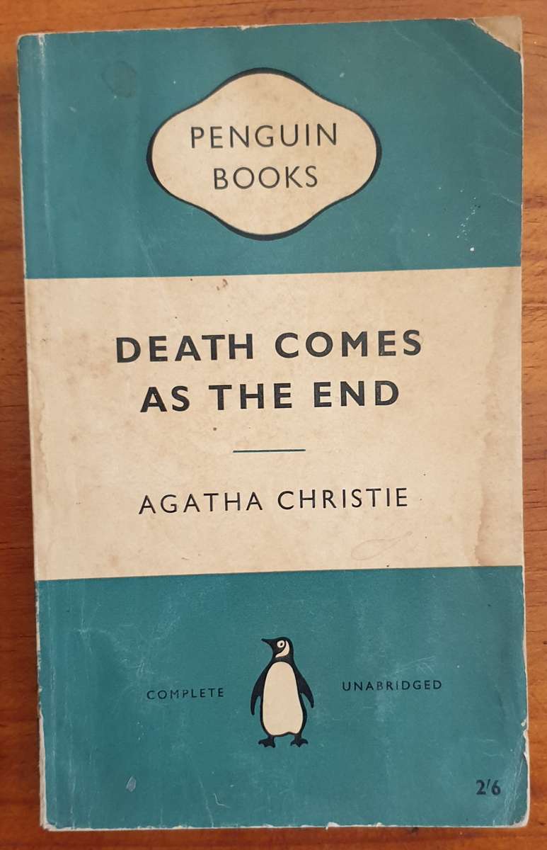 5 x Agatha Christie P/B books, all in one lot.