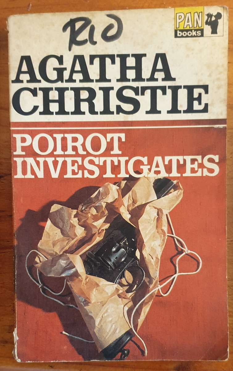 5 x Agatha Christie P/B books, all in one lot.