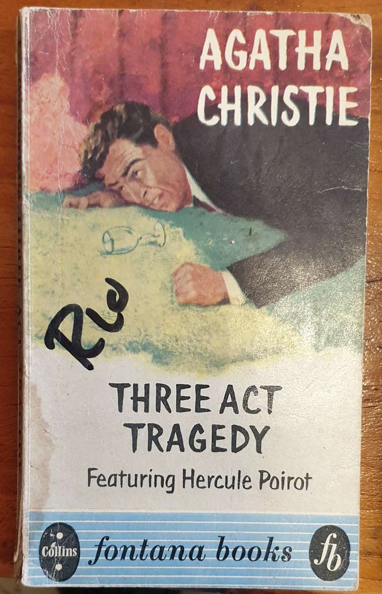 5 x Agatha Christie P/B books, all in one lot.