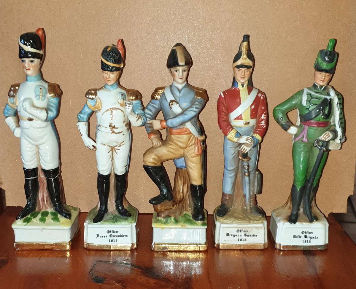 5 x Ceramic Soldiers - 205mm