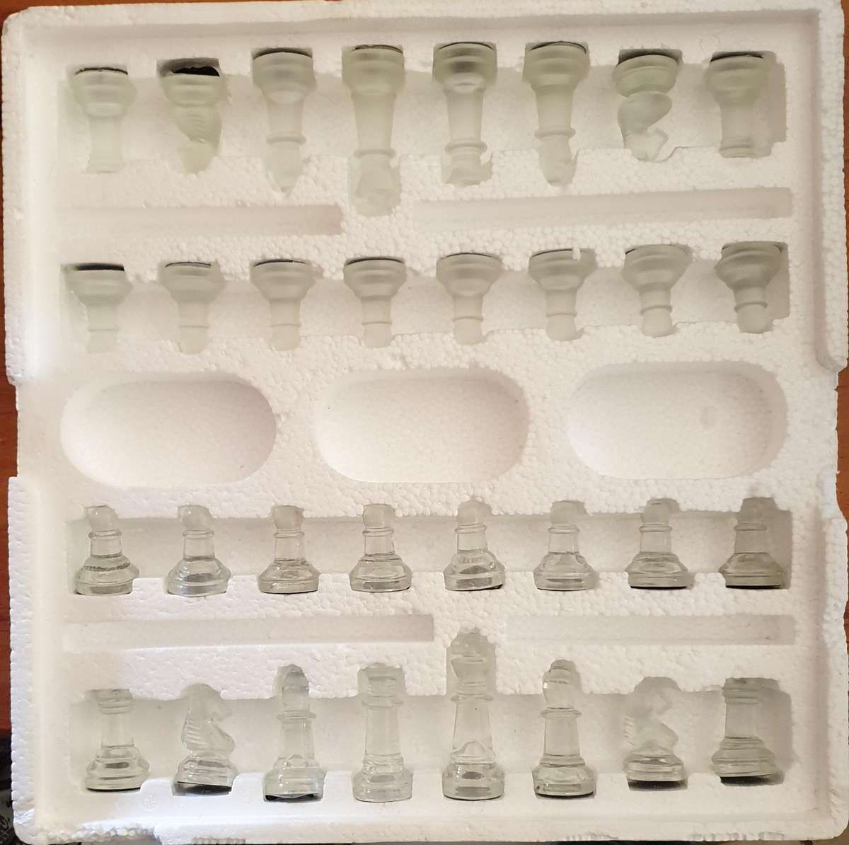 32 Piece GLASS CHESS Set