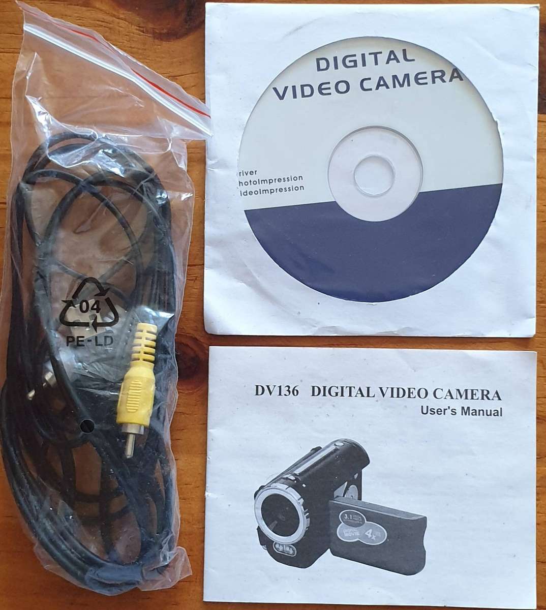 DV 136 Mini-Digital Video Camera - Working.