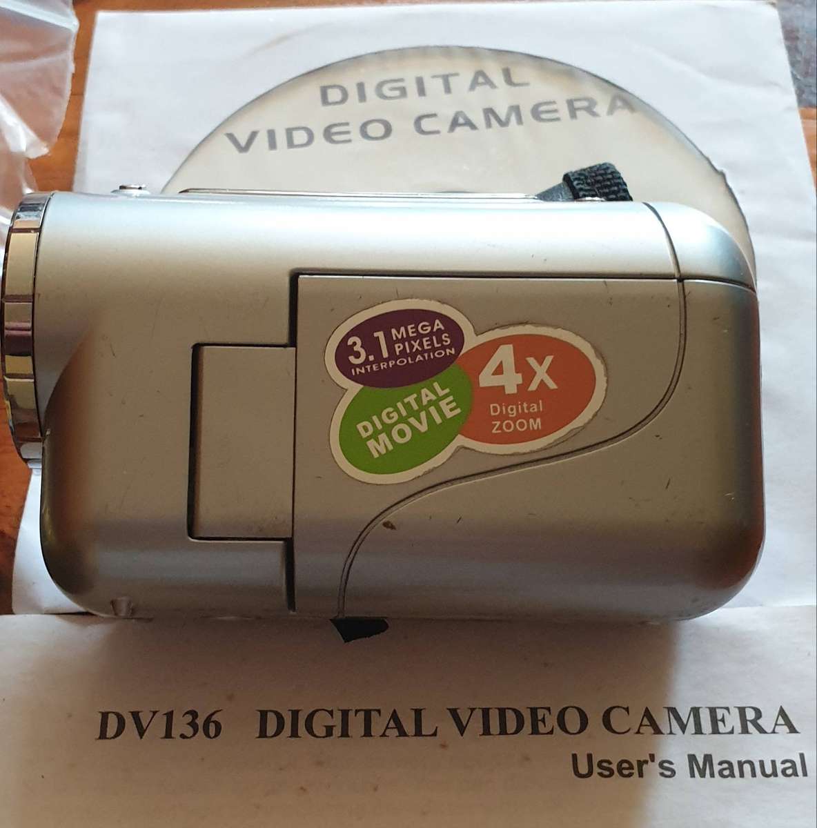 DV 136 Mini-Digital Video Camera - Working.