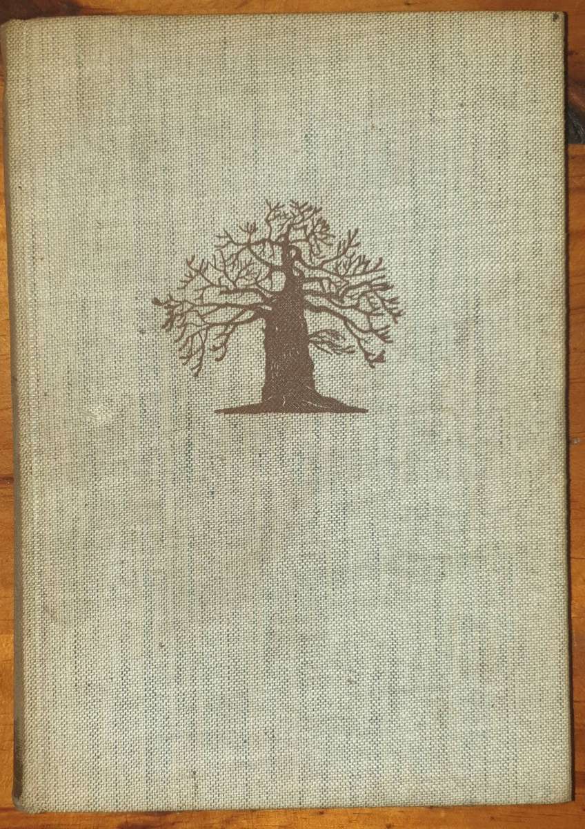 1ste Druk 1949 - Die Laeveld, sy Natuurlewe en sy Mense (Luit.Kol. J. Stevenson-Hamilton)