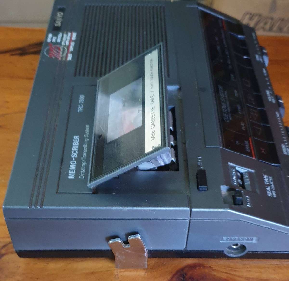 Vintage SANYO TRC 7600 Memo-Scriber
