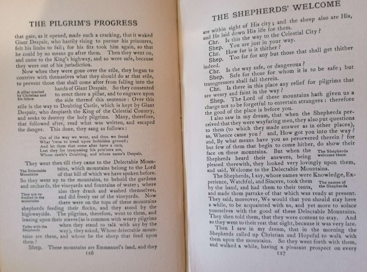 The Pilgrims Progress - John Bunyan