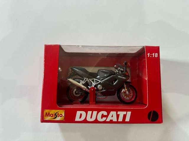 Maisto Ducati ST4s