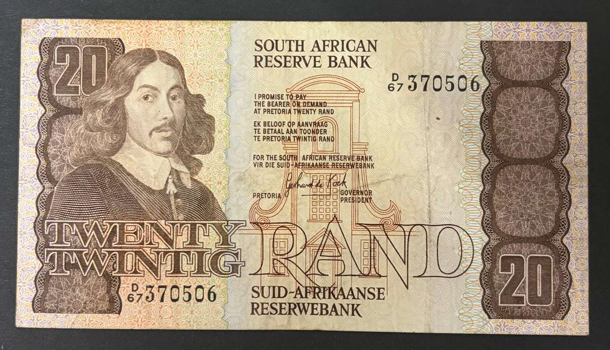 Twenty rand d4 and d67