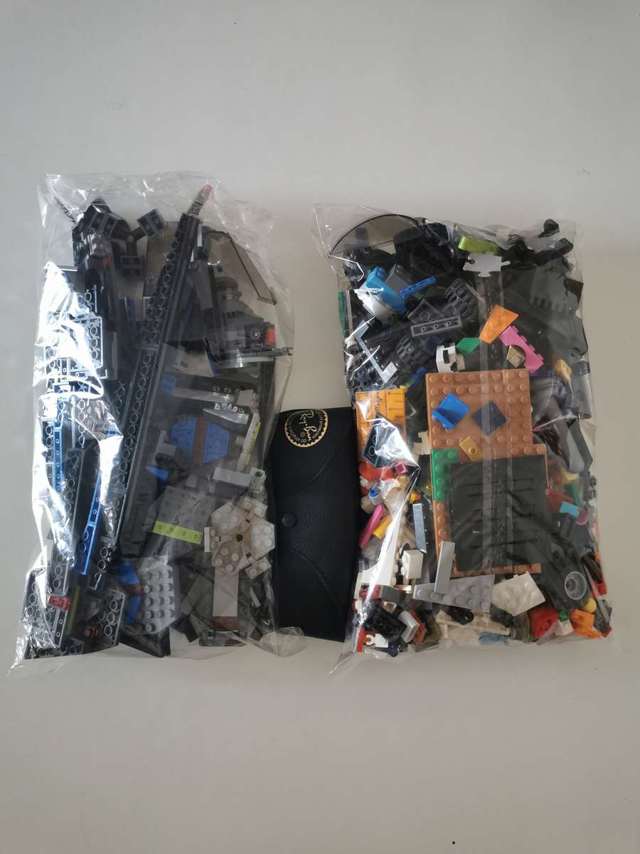 2 mixed bags of Lego
