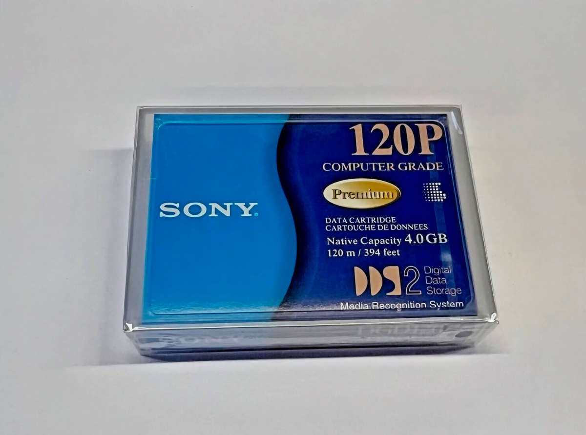 SONY 120P DATA CARTRIDGE 4.0GB  DGD120P