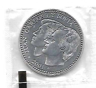 R1 AUCTION - 2001 JUAN CARLOS IY SOPHIA OF SPAIN - 2000 PESETAS SILVER COIN 0.9250 WT 18GR DIA