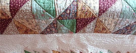 Imported Small Patterned Machine Sewn Quilt - Size: 2.8x2.6m
