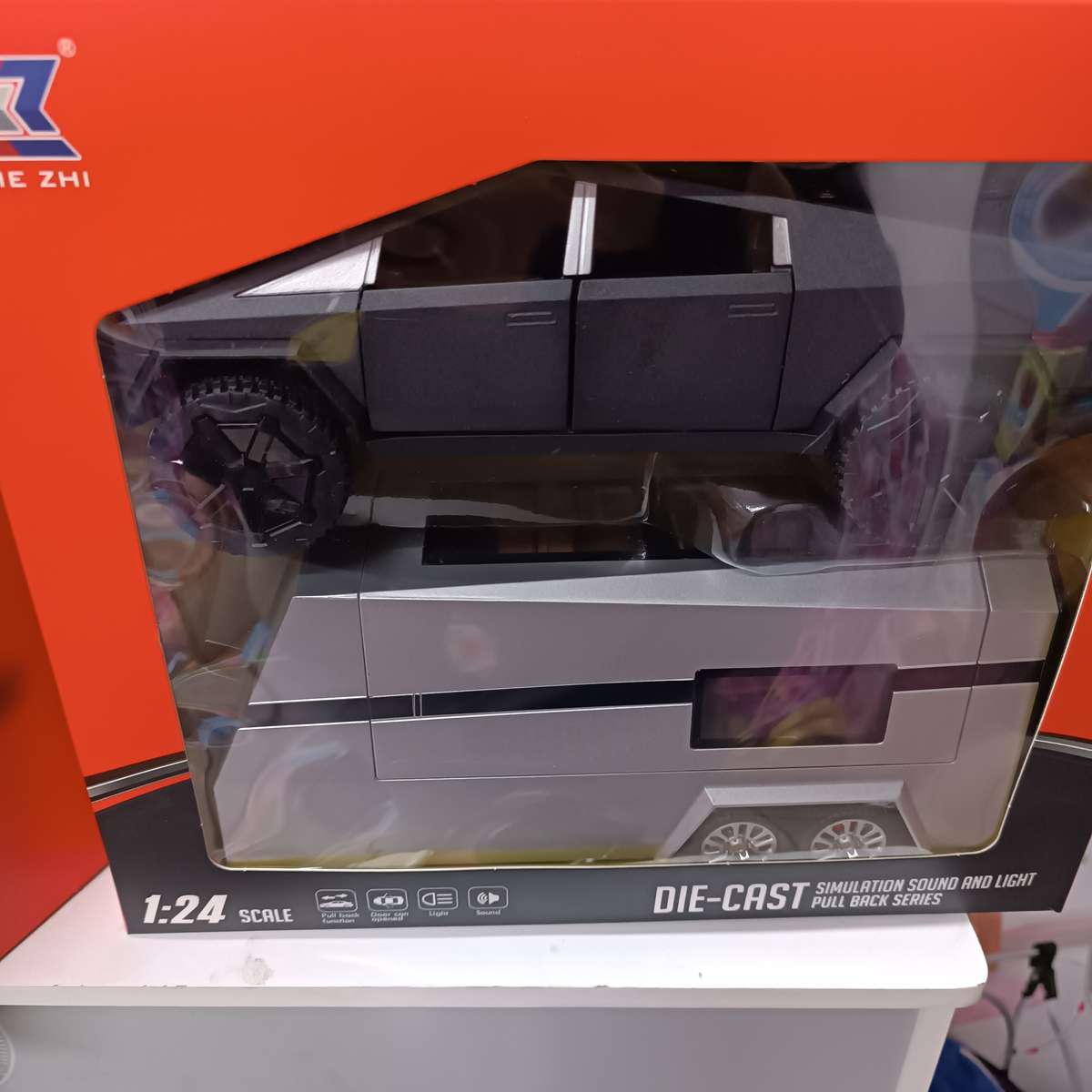 1:24 Scale Tesla Cybertruck Model Collection ...Toys