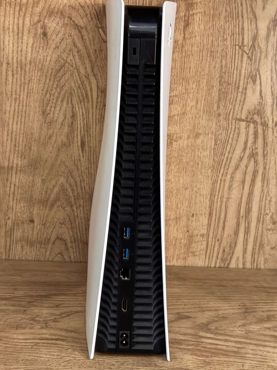 PS5  Excellent Condition, Console + Controller, Fully Tested