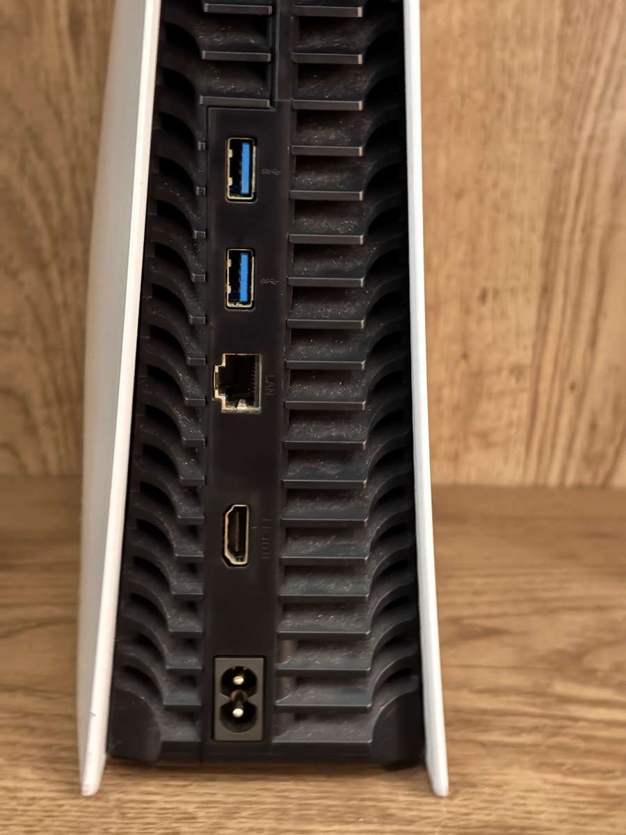 PS5  Excellent Condition, Console + Controller, Fully Tested