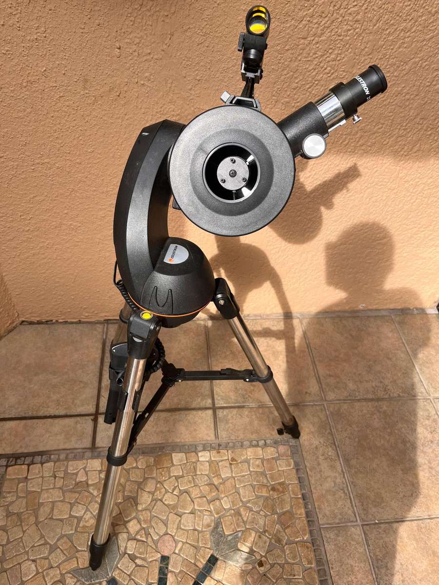 Celestron NexStar114SLT GoTo TelescopeIncludes 9mm Eyepiece, 12V Power Cable, Finder Scope