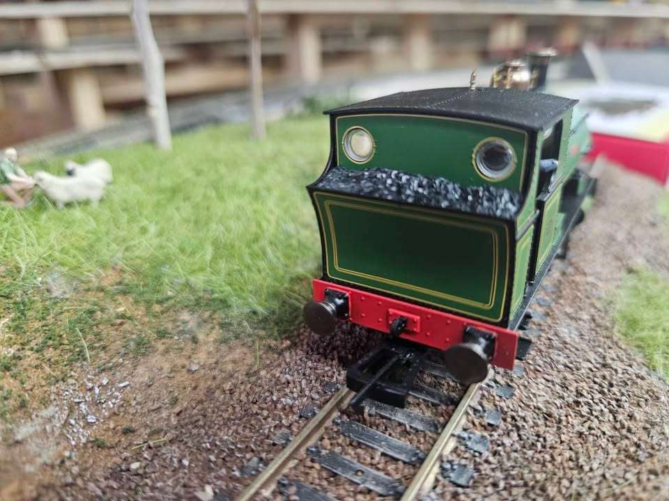 Hornby OO Peckett DCC