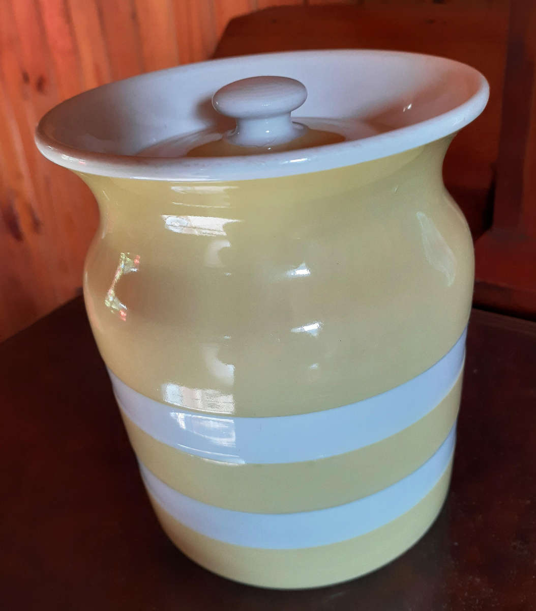 T G Green Cornishware Yellow and White  Jar AND Susie Cooper Jug