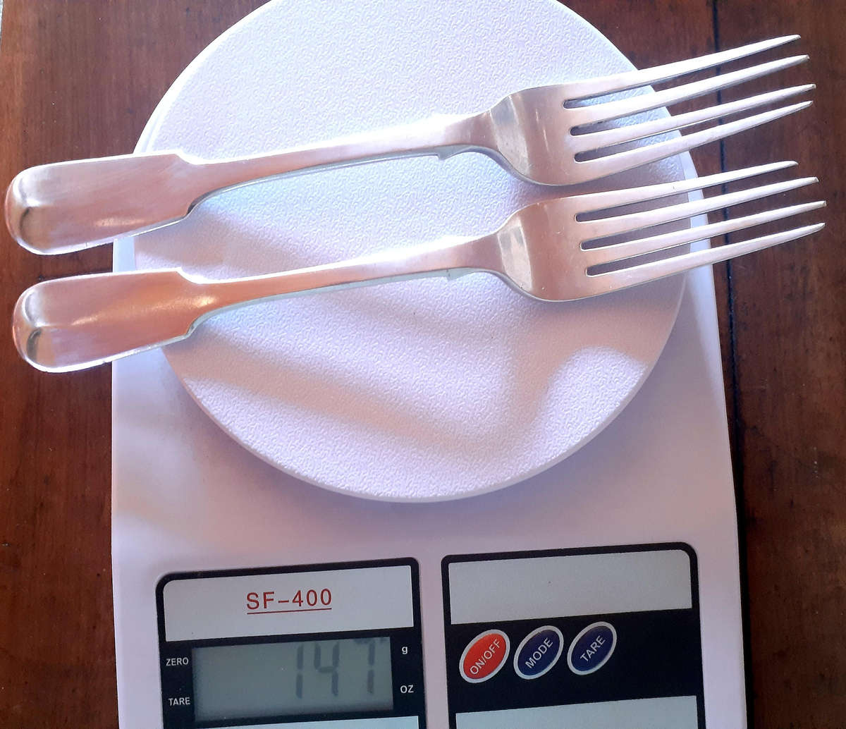 2 Large Antique English Silver Forks. Full Hallmarks. London 1838. John & Henry Lias. 147 grams