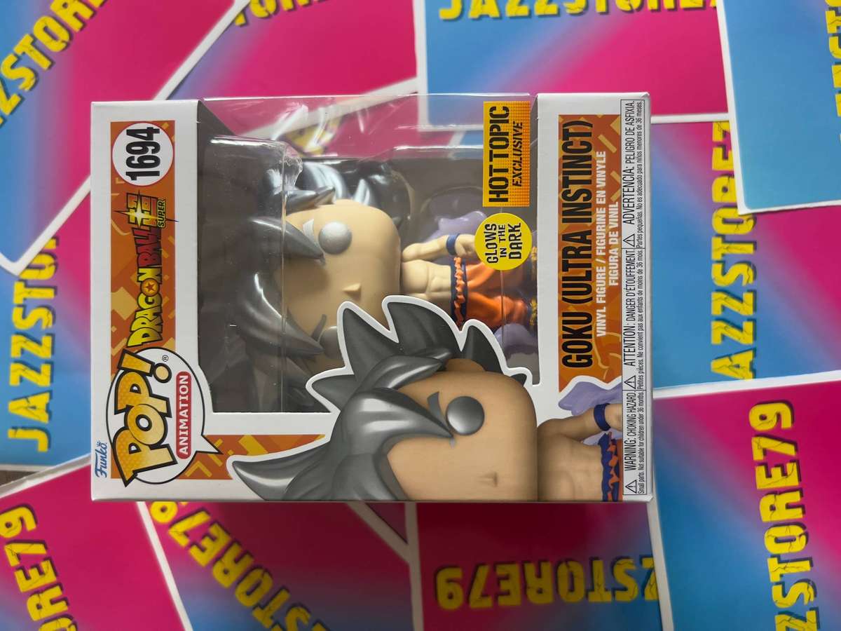 GOKU (ULTRA INSTINCT) GLOWS IN THE DARK HOT TOPIC EXCLUSIVE