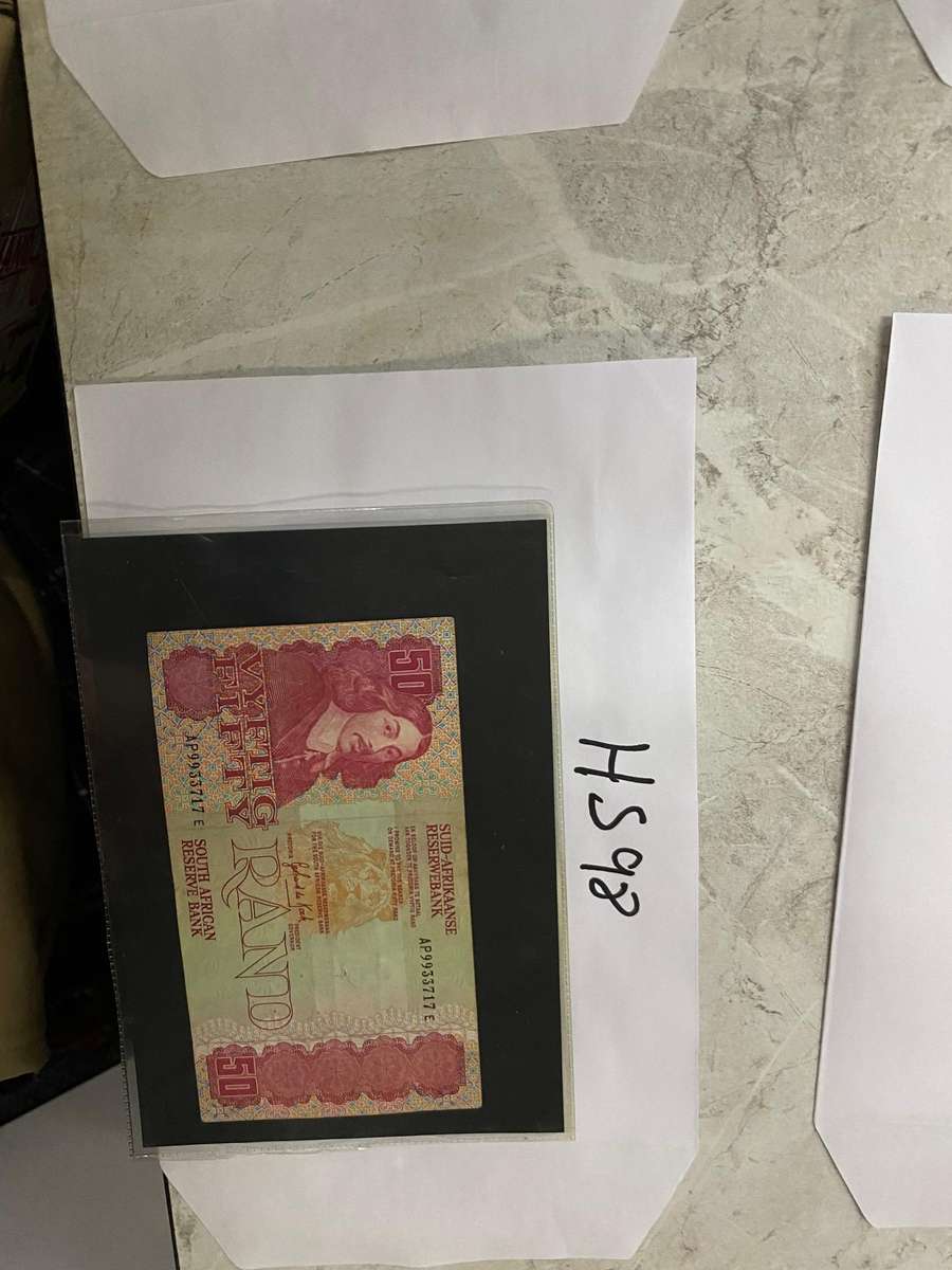 1 x UNC South Africa Excellent R50 - Gerhard de Kock