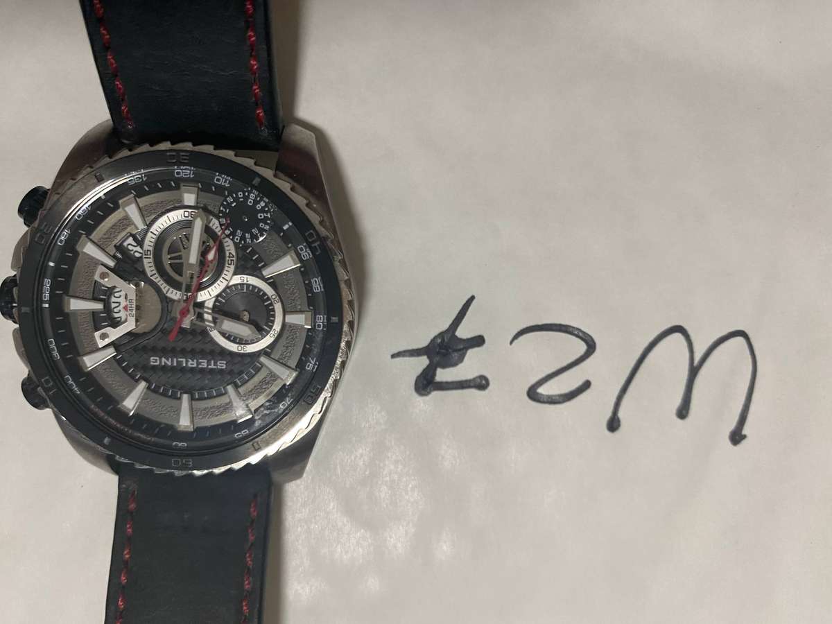 High Value EXCELLENT - Sterling men's quartz chronograph watch, model 3D784 See pictures below