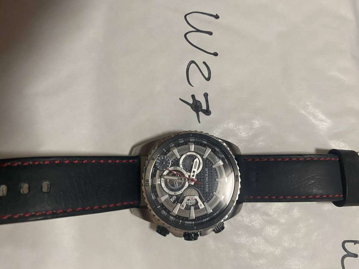 High Value EXCELLENT - Sterling men's quartz chronograph watch, model 3D784 See pictures below