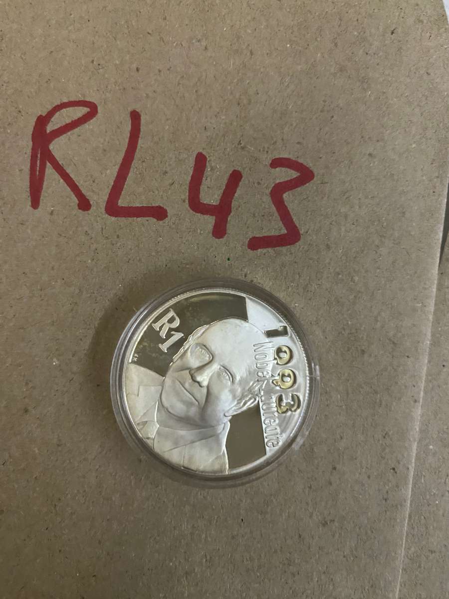 Excellent 2007 South Africa Protea Series Silver Proof R1 - De Klerk Noble Prices Winner - 1993