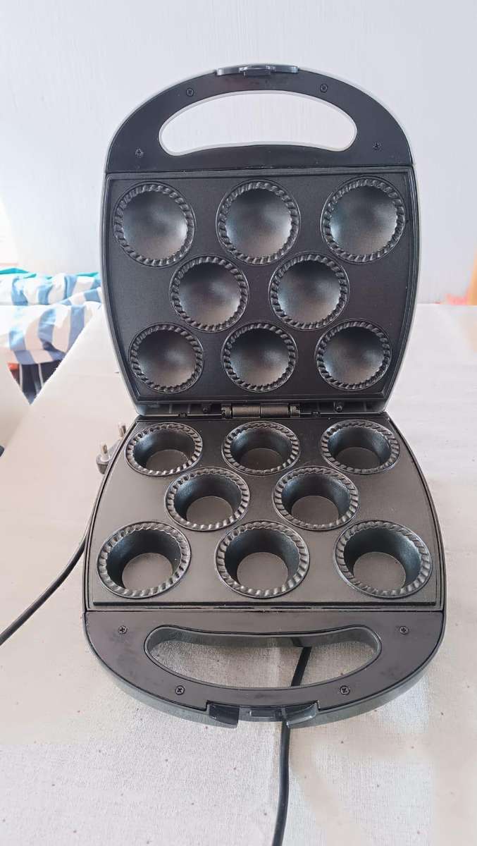 Salton Elite Pie Maker