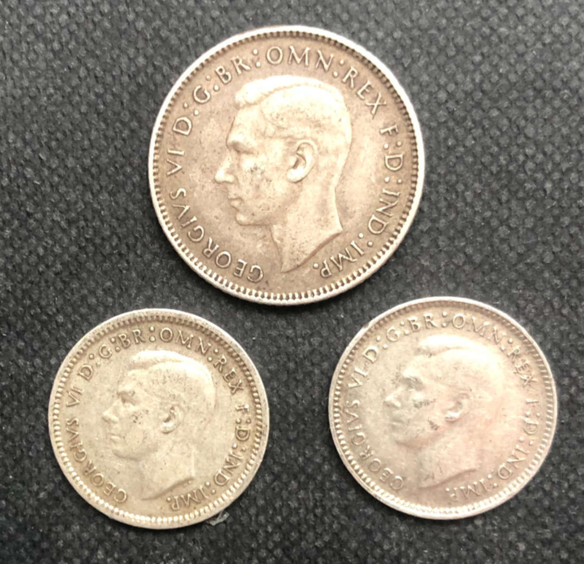 Silver Australia 1942 Sixpence 1938 Three Pence 1943 Three Pence