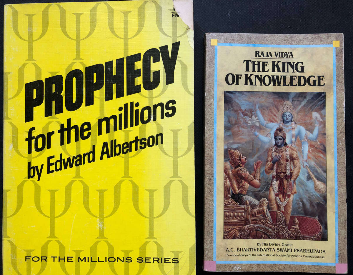 Prophecy by Edward Albertson The King of Knowledge by Raja Vidya