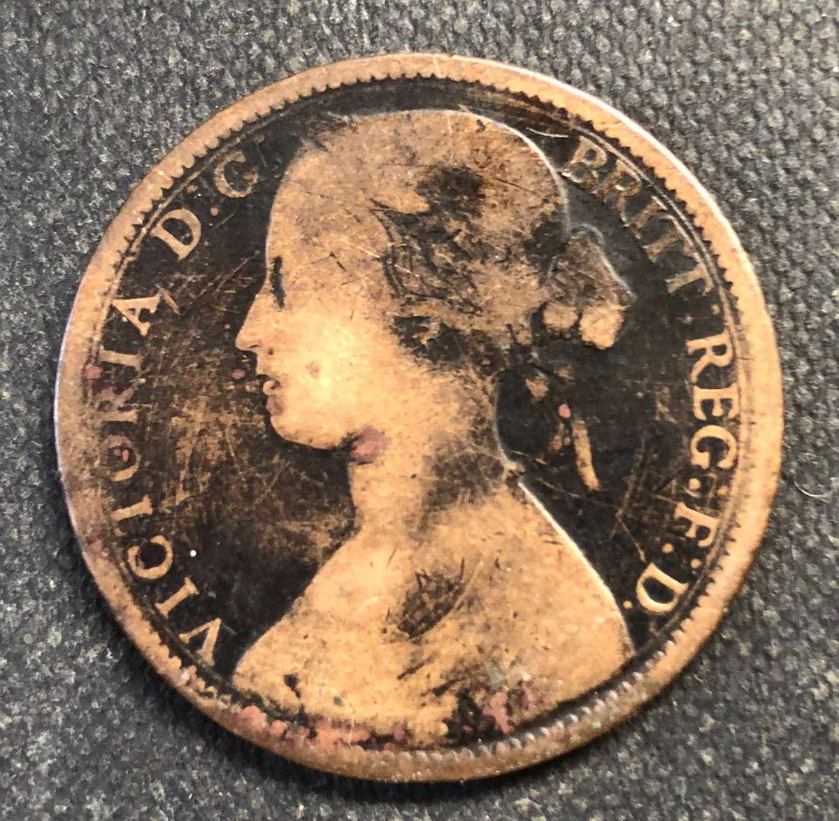 PENNY BRITISH 1862 VICTORIAN WITH YOUNG HEAD