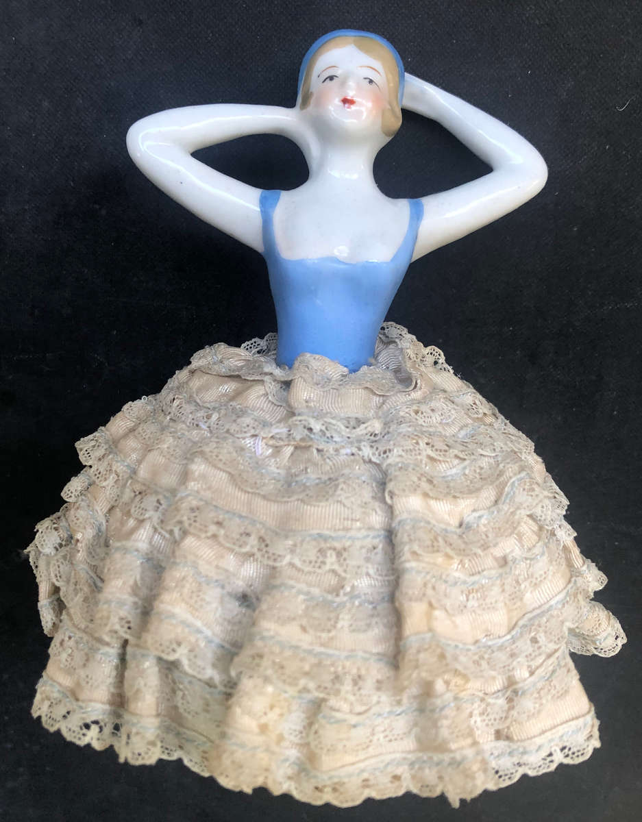 PIN CUSHION ART DECO WITH ORIGINAL CUSHION AND DRESS OF THE PERIOD