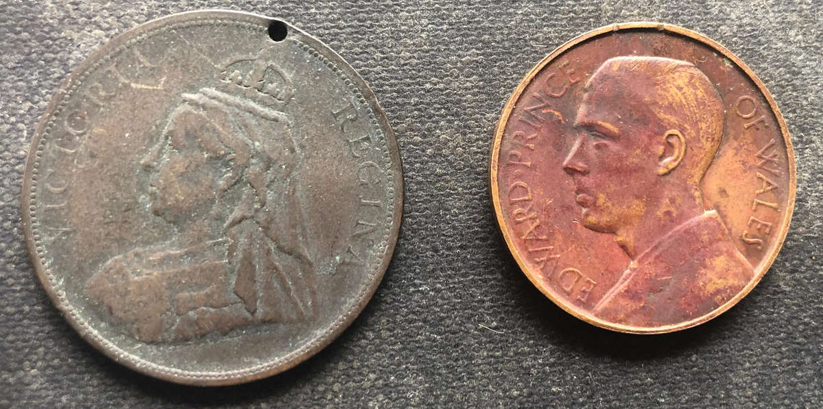 MEDAL 1897 Queen Victoria 60 Years 1925 Prince Edward Visit to Wynberg South Africa