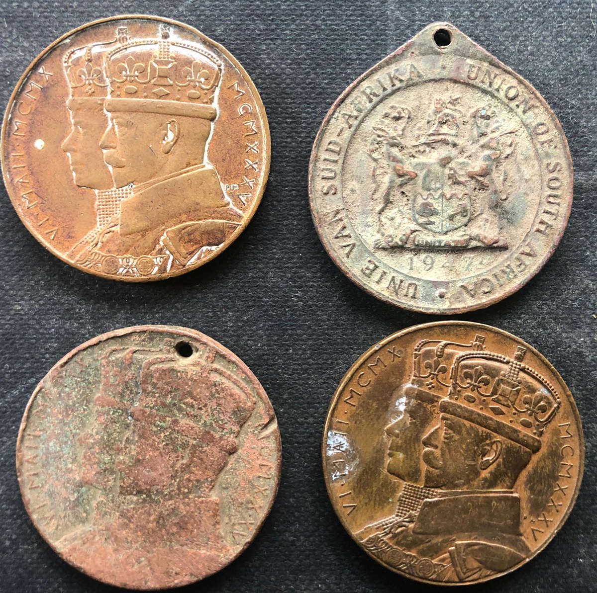 MEDAL 1935 Silver Jubilee and Royal Visit 1947