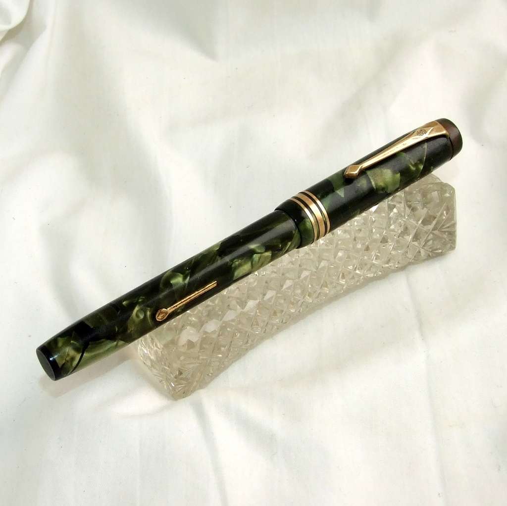 Vintage Conway Stewart #388 Green Marble Fountain Pen, 14ct nib