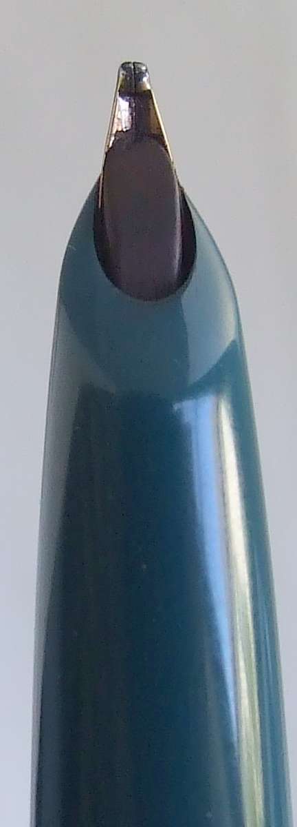 Excellent vintage Mark 4 PARKER 51 Aerometric fountain pen. Rolled gold cap