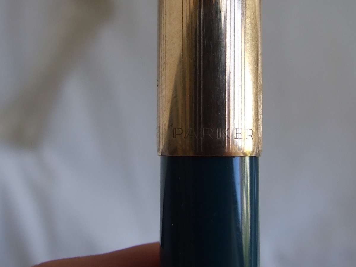 Excellent vintage Mark 4 PARKER 51 Aerometric fountain pen. Rolled gold cap