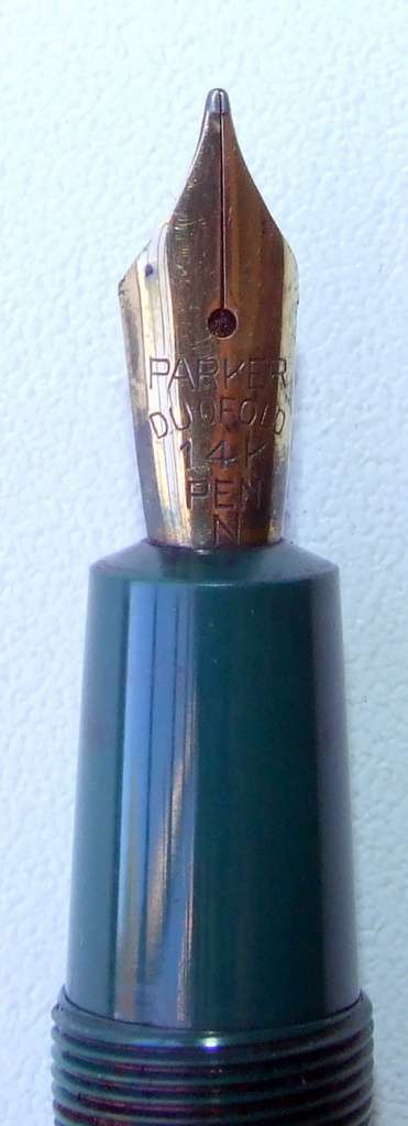 Vintage PARKER DUOFOLD  aerometric fill, 14ct nib, working.