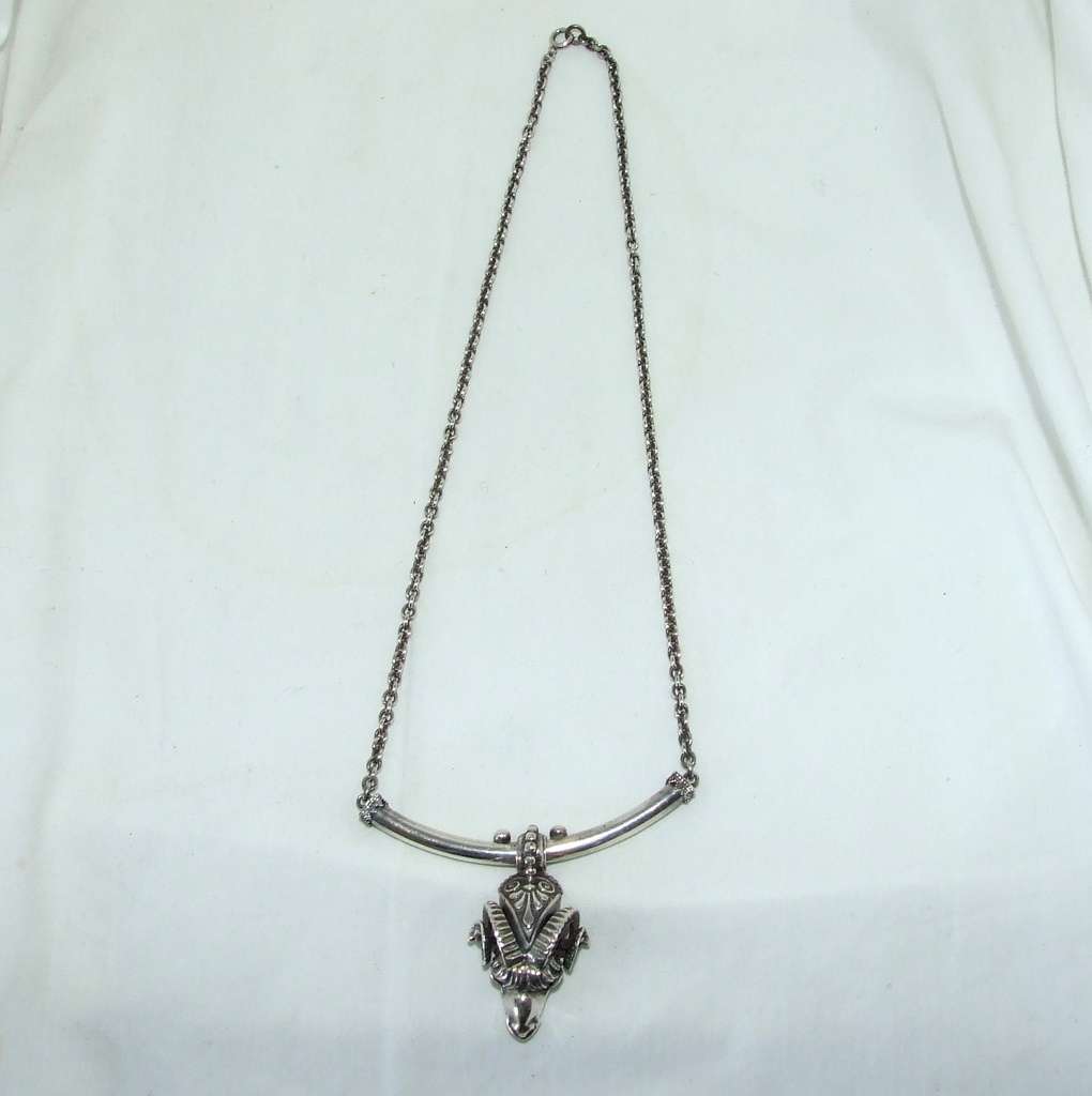 Vintage 925 Silver Ram`s Head pendant with bar and chain