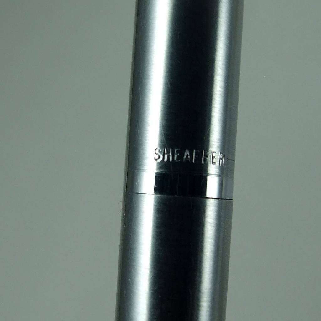 SHEAFFER REMINDER White Dot click clip Ballpoint Pen
