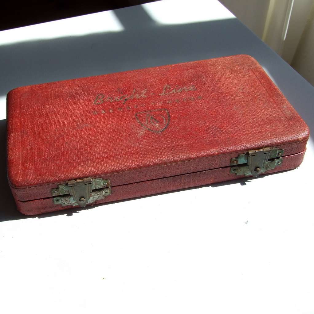 VINTAGE SPENCER BRIGHT LINE MEDICAL HAEMACYTOMETER, NEUBAUER/10 mm CASED