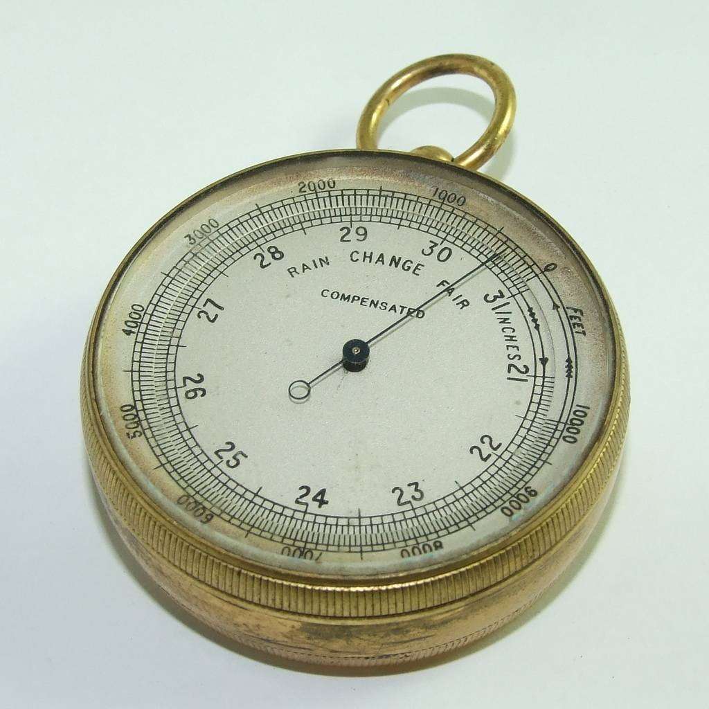 Vintage cased pocket barometer