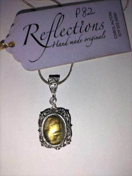 Labradorite sterling silver pendant. P82