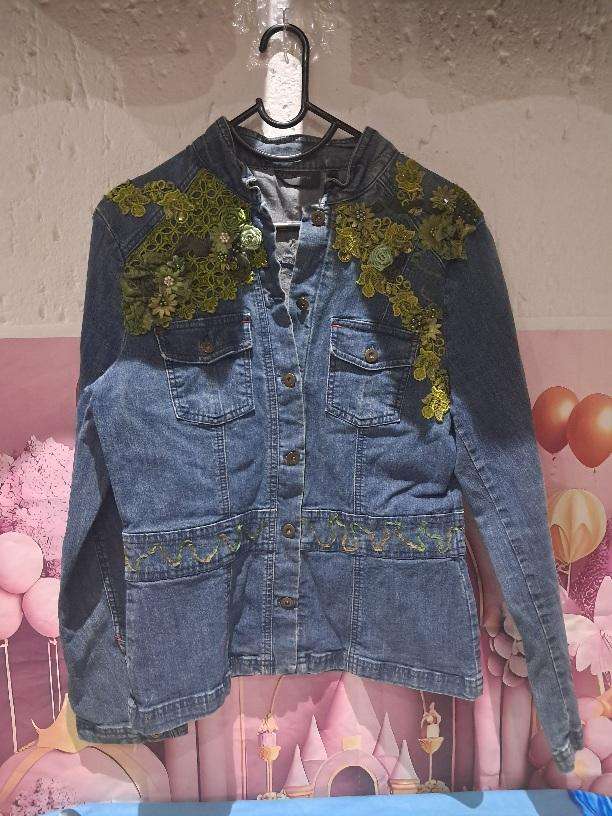 Denim Jacket : Small