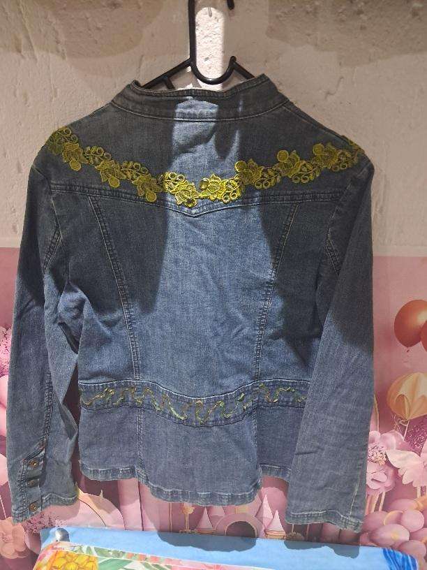 Denim Jacket : Small